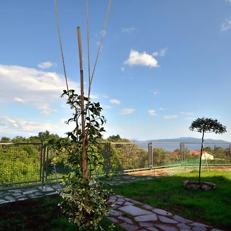Apartment With Terrace And Sea View 2